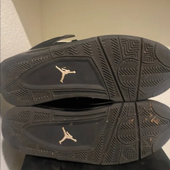 (2020) (with box) Jordan 4 Retro Black Cat